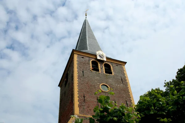 格罗宁根 Winsum 2016年7月 历史塔教会在 Winsu — 图库照片