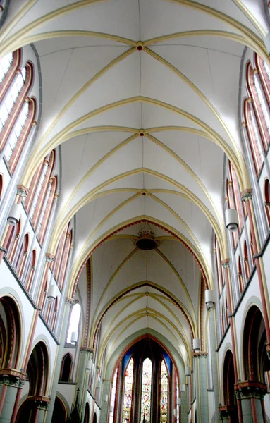 オランダ オランダ オランダ ユトレヒト Woerden コントログエッラファブリツィオディボナベントゥーラ教会の 2016 Interior — ストック写真