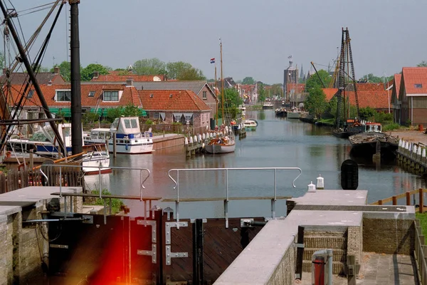 Nederland Holland Nederlands Friesland Workum Juni 2016 Vergrendelen Canal Workumertrekvaart — Stockfoto