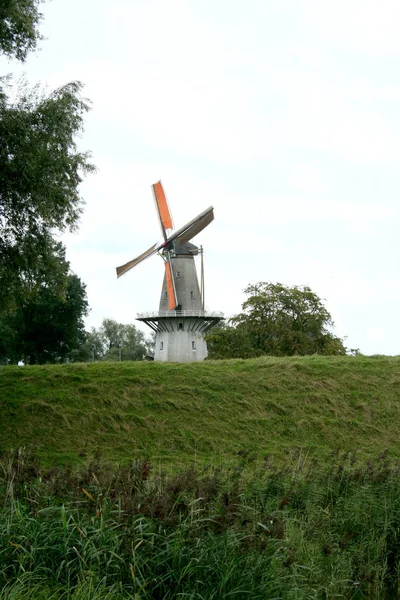 Países Bajos Holanda Holanda Brabante Septentrional Woudrichem Mayo 2016 Molino —  Fotos de Stock