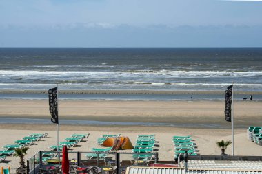 Hollanda, Hollanda, Flamanca, Kuzey Hollanda, Zandvoort, Mayıs 2016: teraslar terk edilmiş bir 