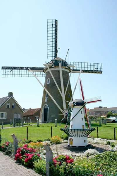 译兰省 Zoutelande 2017年7月 Zoutelande 的历史风车 — 图库照片