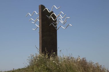 Hollanda, Hollanda, Flamanca, Zeeland Schouwen-duiveland, Ouwerkerk, Temmuz 2018:Low gelgit Doğu Scheldt sahilinde