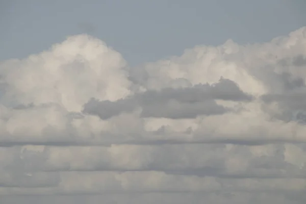 네덜란드 여유롭고 2018 Clouds는 여유롭고 하늘에 — 스톡 사진