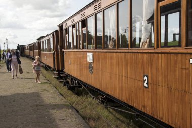 Hollanda, Kuzey-Holland, Medemblik, Temmuz 2018:Wagon historilcal eski tren 