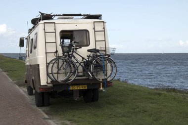 Hollanda, Kuzey-Holland, Medemblik, Temmuz 2018:Camper Zuiderdijk Park