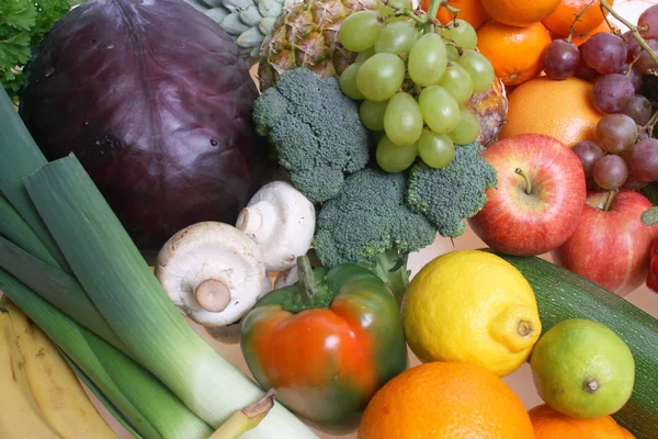 Composition Fruits Vegetables White Isolated Background — Stock Photo, Image