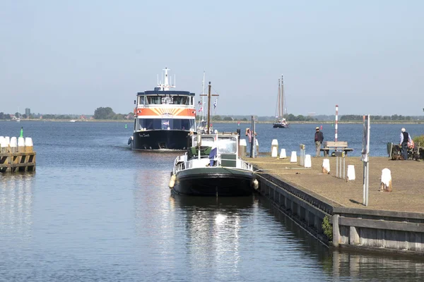 Nederländerna Norr Holland Marken Augusti 2018 Ferry Från Volendam Hamnen — Stockfoto