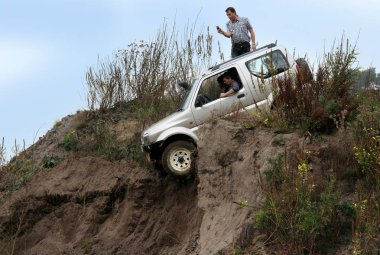 Hollanda, Limburg, Scihinveld, Ağustos 2017: araba bir off road 4 x 4 yıllık toplantısı sırasında kulüp