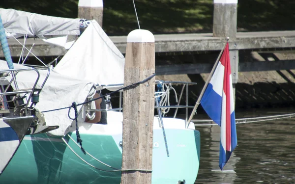 Países Bajos Enkdhuizen Julio 2017 Barcos Amarre Puerto — Foto de Stock
