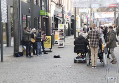 Hollanda, Heerlen, februari 2019: Heerlen alışveriş caddesi
