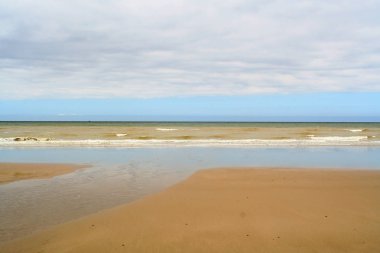 Akdeniz 'in dalgaları