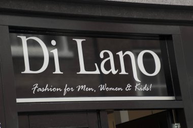 Mağaza, logolu dış cephe Di Lano