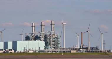 Eemshaven, Hollanda - Ağustos 2020: Vopak Depolama Terminali