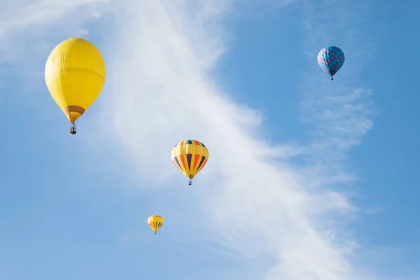 Multi Colored Hot Air Balloon Flying Blue Sky — Stock Photo, Image