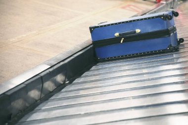 Bagaj konveyör bant, Bagaj bavula iddia Havalimanı terminal alanı 