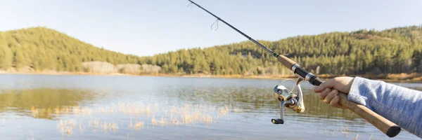 Fishing Rod Angler Hand Small Calm Lake — Stock Photo, Image