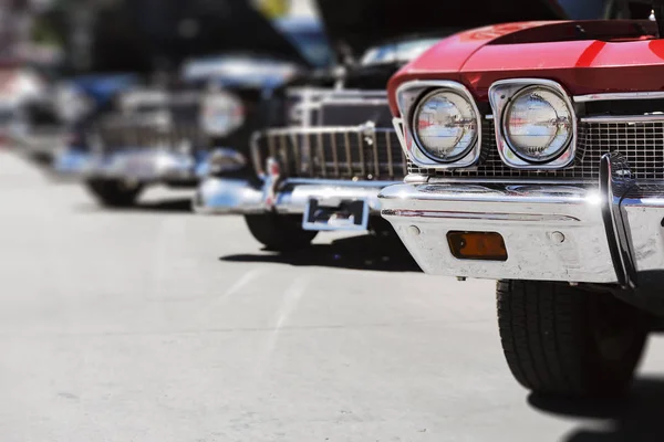 Klassieke American Cars Street Display — Stockfoto