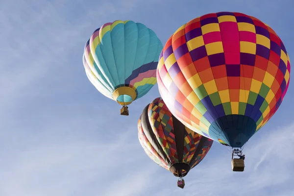 Färgglada Varmluftsballonger Himlen — Stockfoto