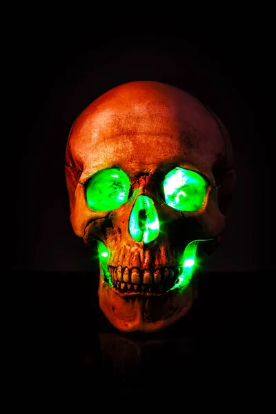 Skull With Glowing Eyes — Stock Photo, Image