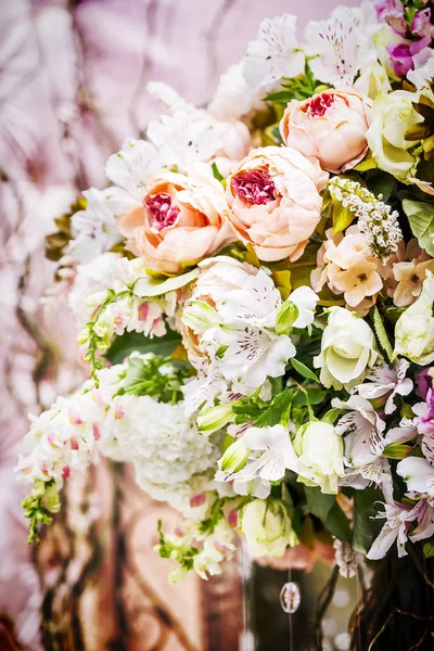 Decoratie van bloemen, voor bruiloft — Stockfoto