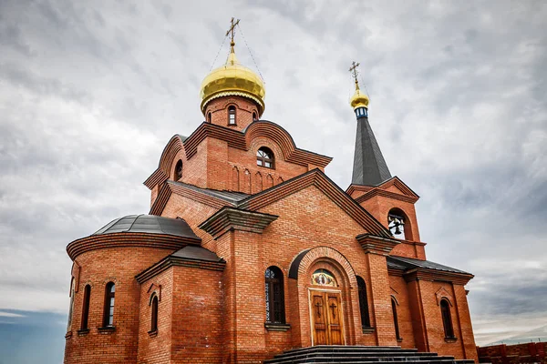 Serbska Cerkiew prawosławna w rosyjskim mieście Dudinka Obraz Stockowy