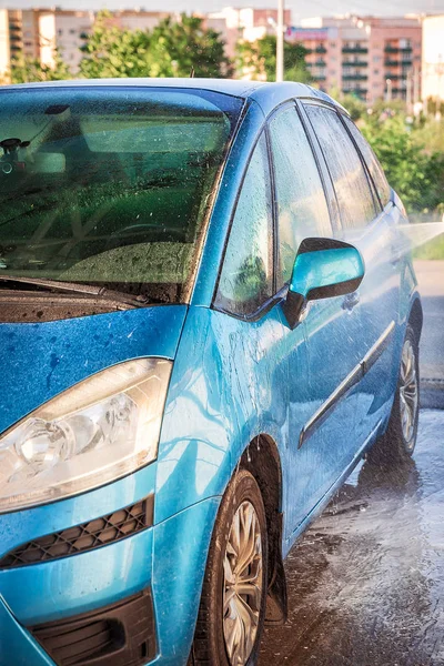 Ręczna Myjnia samochodowa z wody pod ciśnieniem — Zdjęcie stockowe