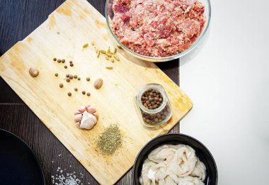 Ev yapımı sosis yapma