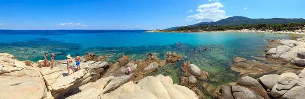 Vourvourou Grecia Julio 2016 Costa Del Mar Egeo Playa Karidi —  Fotos de Stock