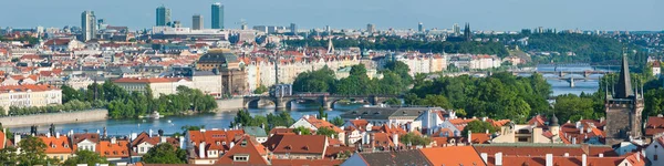 Prag Tjeckien Maj 2011 Broar Vltava Floden Och Gamla Staden — Stockfoto