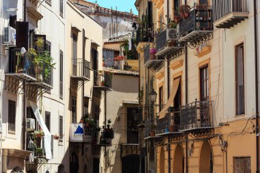 Palermo, İtalya - 15 Haziran 2017: eski şehir şehir manzaralı, Sicilya.