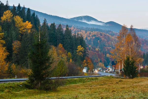 Mykulychyn Ukraine Oktober 2017 Sonnenaufgang Herbstdorf Blick Den Karpaten Oblast — Stockfoto