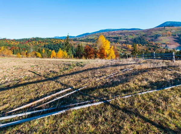 Reggel Kárpát Hegység Falusi Tanyák Lejtőkön Yablunytsia Falu Pass Ivano — Stock Fotó