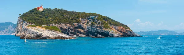 岩石海海岸 Palmaria 蒂诺并且 Tinetto 海岛在 Portovenere 诗人海湾 五渔村国家公园 帕斯亚 利古里亚 — 图库照片