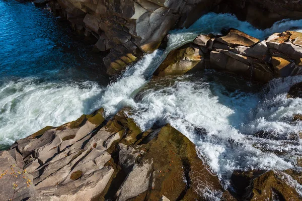 Cascada Probiy Río Prut Ciudad Yaremche Óblast Ivano Frankivsk Ucrania —  Fotos de Stock