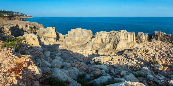 Rotskust Bij Porto Miggiano Beach Grotta Delle Ancore Santa Cesarea — Stockfoto
