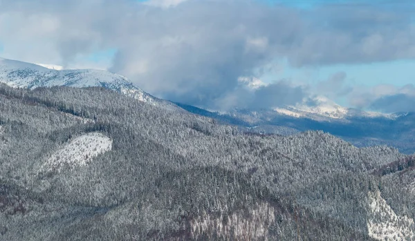 Pintoresca Vista Las Montañas Invierno Por Mañana Desde Ladera Alpina —  Fotos de Stock