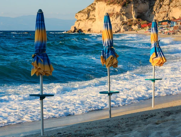 Tropea Місто Пляж Калабрія Італія Тірренського Моря Люди Піддаються Впізнанню — стокове фото