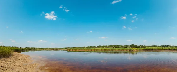 Summer Pryschukove Dark Brownish Red Iodine Lake Therapeutic Effect Thanks — Stock Photo, Image