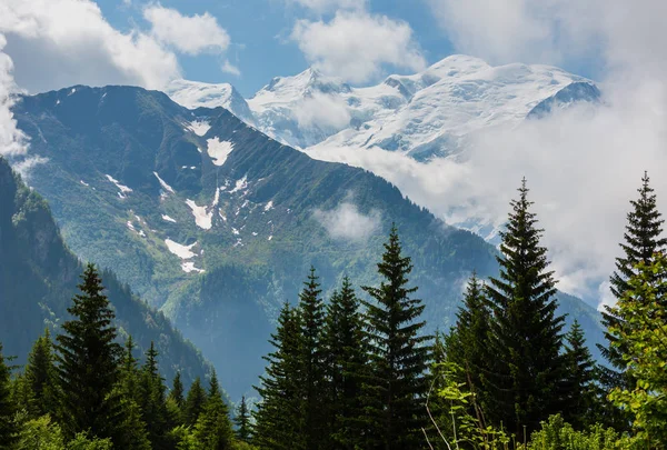 Mont Blanc Massif Montagneux Vallée Chamonix France Vue Depuis Périphérie — Photo