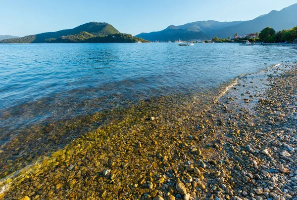 Piękne Lato Mglisty Krajobraz Linia Brzegowa Lefkada Nydri Greece Morze — Zdjęcie stockowe