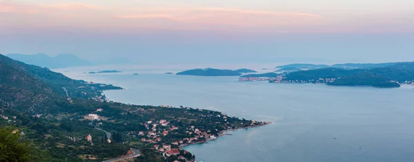Deniz Alacakaranlık Panorama Hırvat Adaları Deniz Kıyısı Peljesac Yarımadası Hırvatistan — Stok fotoğraf