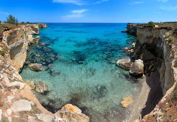 Güzel Adriyatik Deniz Manzarası Torre Sant Andrea Salento Deniz Kenarı — Stok fotoğraf