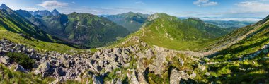 Kasprowy Wierch aralığı görünümünden Tatra Mountain (Polonya).