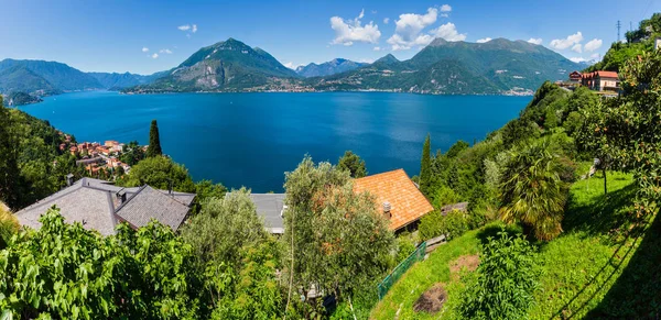 Alp Como Gölü Yaz Görünümünden Dağın Tepesinde Talya — Stok fotoğraf