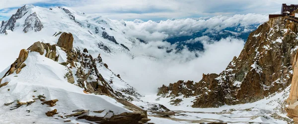 Aiguille du Midi Dağı 'ndan Mont Blanc Dağı Massif Manzarası
