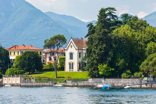 Lago Como vista de verão, Itália — Fotografia de Stock