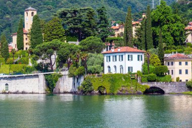 Como Gölü'nün yaz görünümü, İtalya
