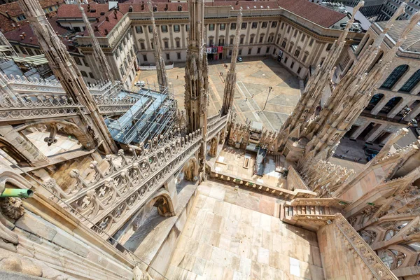 Taket av Milano katedralen — Stockfoto
