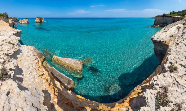 Deniz sahili Spiaggia della Punticeddha, Salento, İtalya — Stok fotoğraf